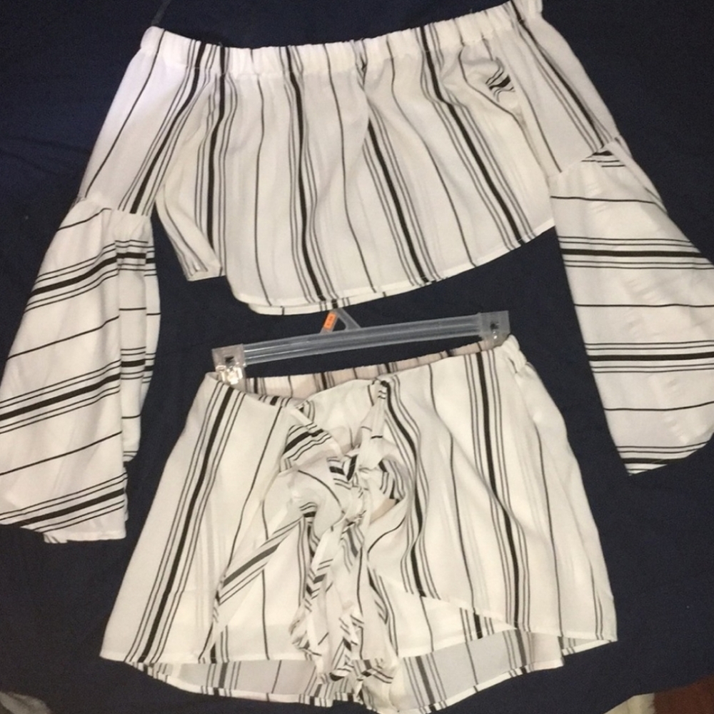Fashion Nova 2 piece set